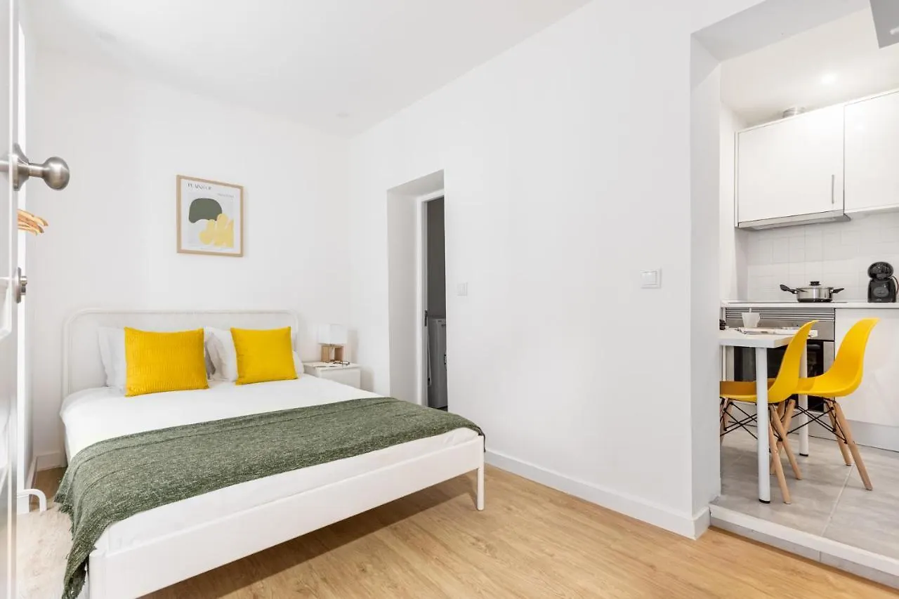 Altido Charming Apartments Near Necessidades Palace Lisbona