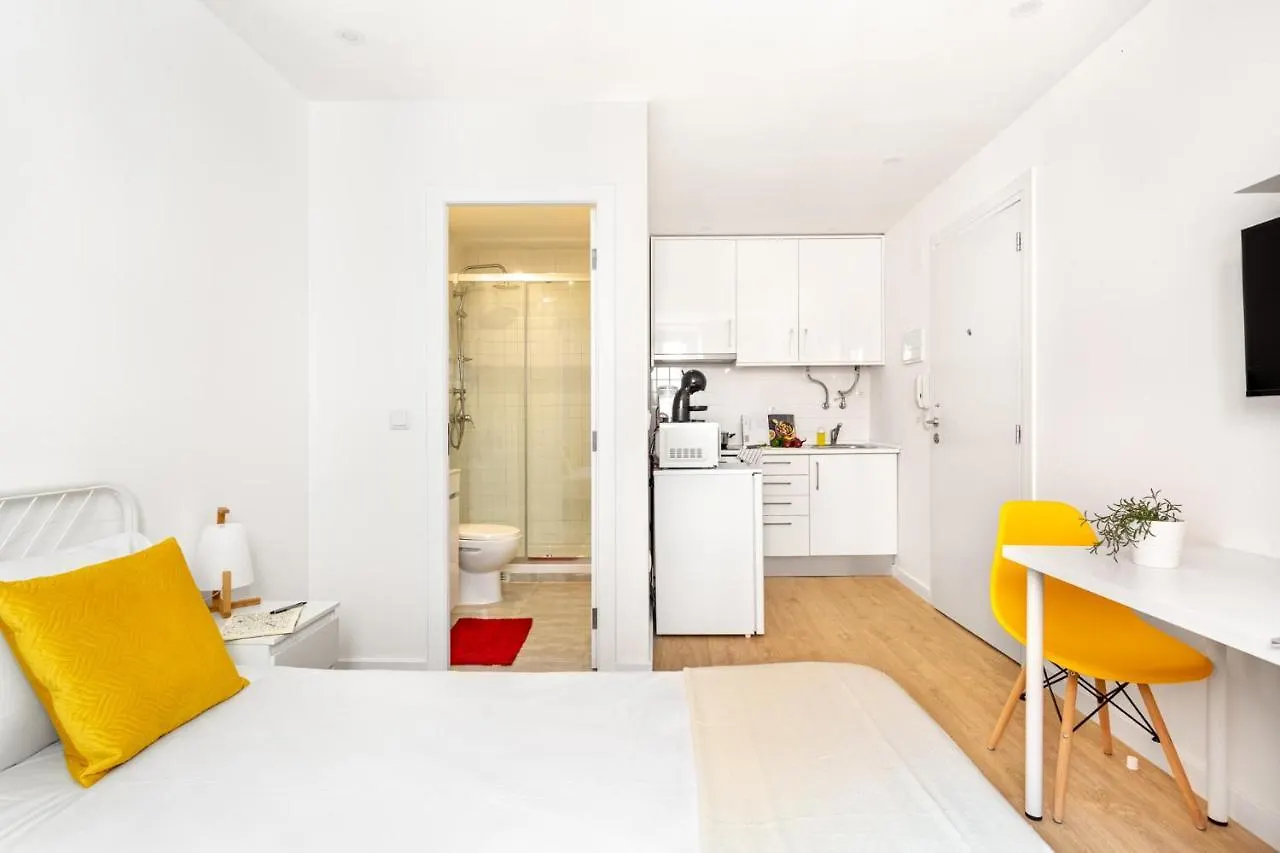 Altido Charming Apartments Near Necessidades Palace Лиссабон