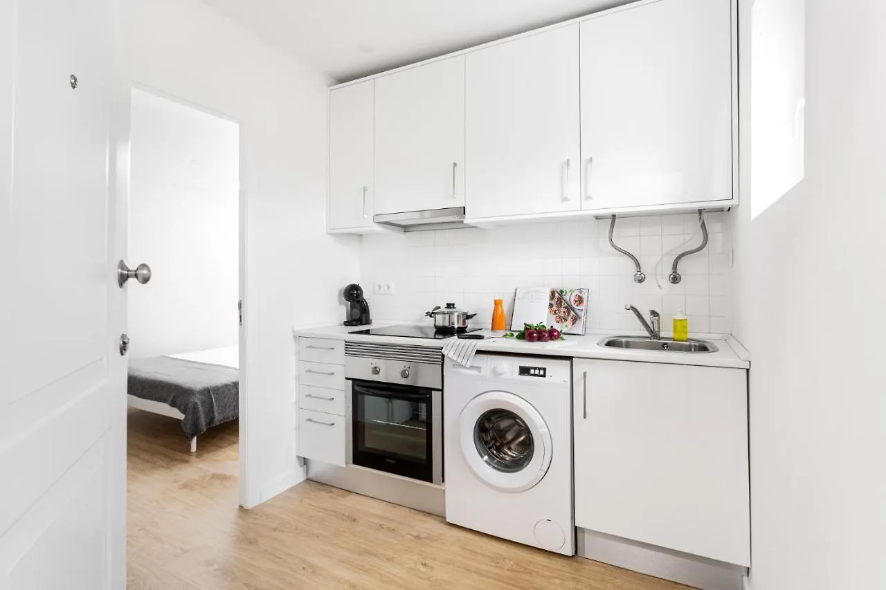 Altido Charming Apartments Near Necessidades Palace Лиссабон