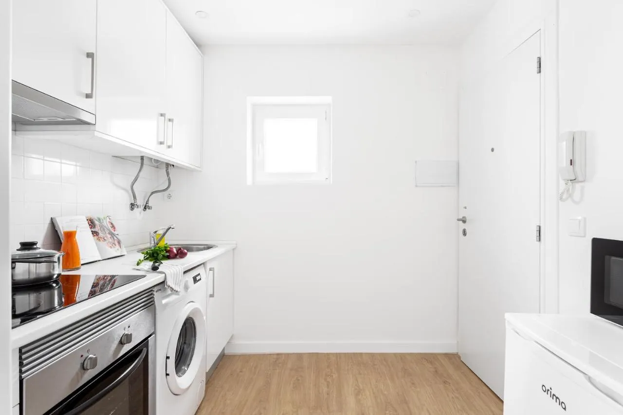 Altido Charming Apartments Near Necessidades Palace Лиссабон Португалия