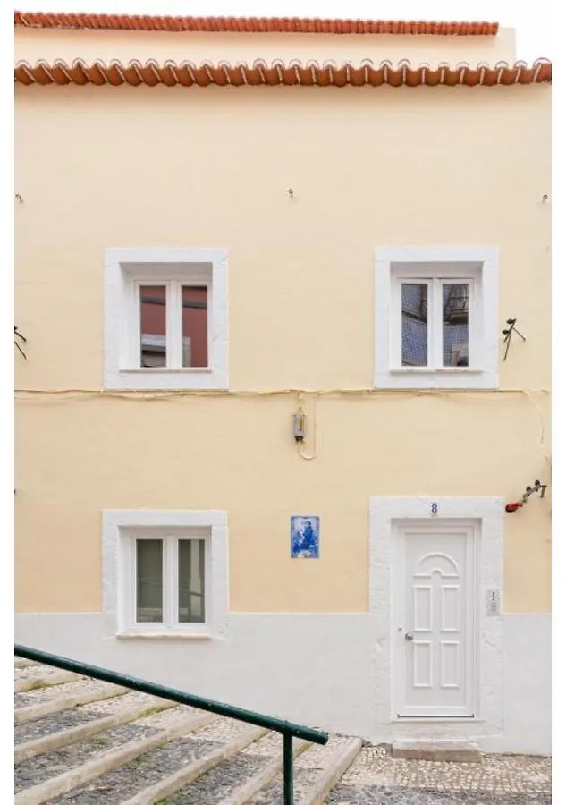 Altido Charming Apartments Near Necessidades Palace Лиссабон 0*,  Португалия